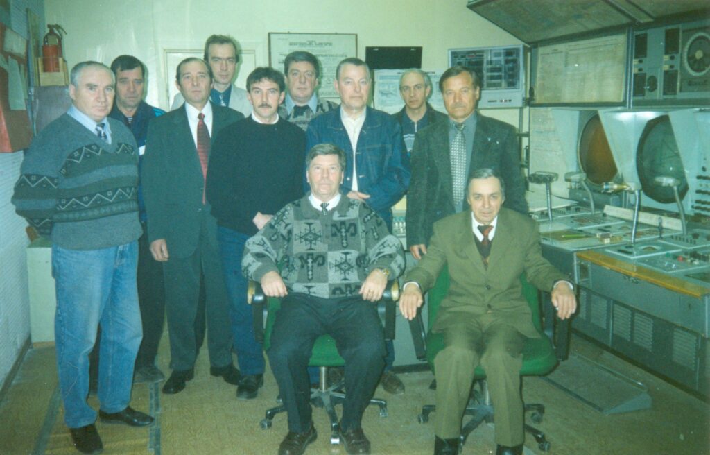 2000 год сидят Меркулов В.А., Смирнов Н.Н.