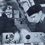 Сыктывкар. С 1969 по 1973 г.г. начальником службы радионавигации связи был Думенко Геннадий Александрович (слева), Савицкий С.М.